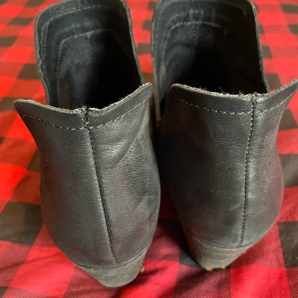 Steve Madden Ankle Boot - Picture 4 of 5
